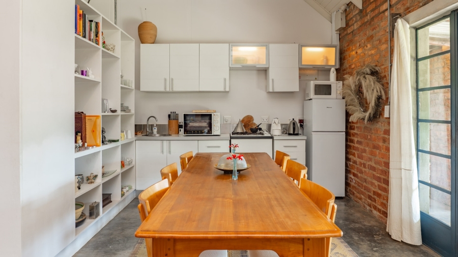 2 Bedroom Property for Sale in Napier Western Cape